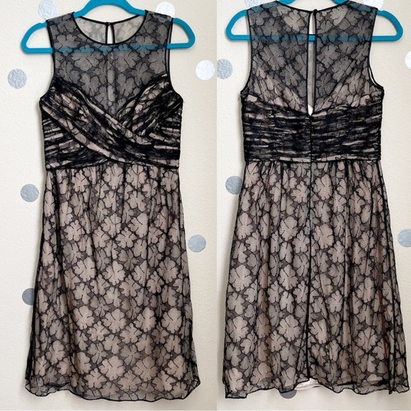 Carmen Marc Valvo Dresses & Skirts - Carmen Marc Volvo A-Line Clover Lace Sleeveless Midi Dress